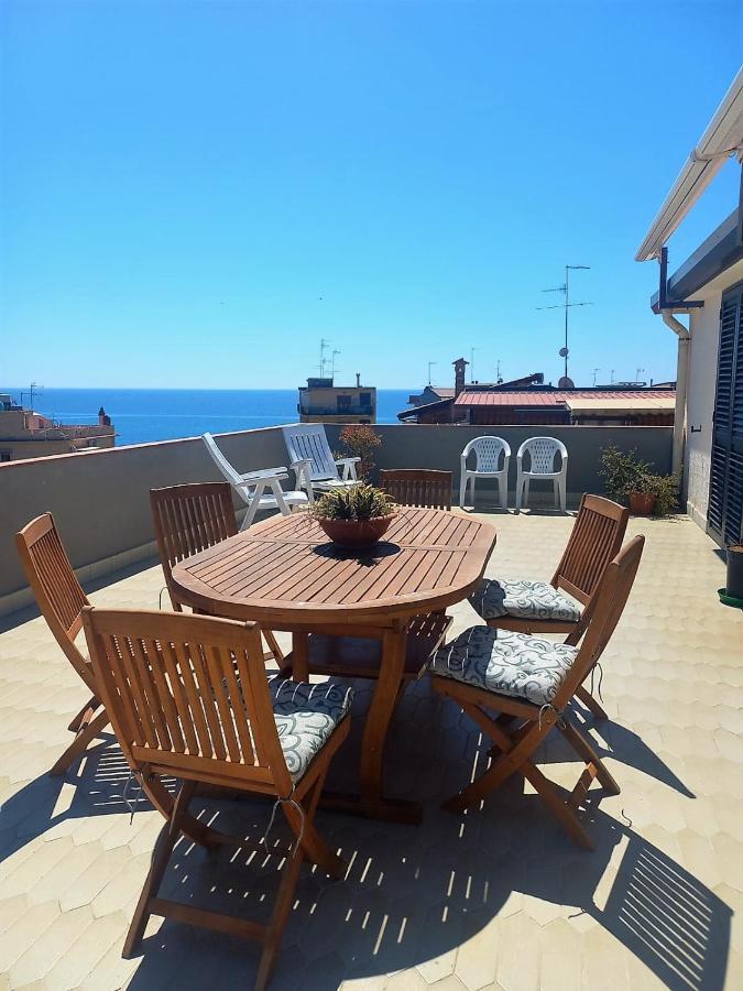 Suite Home Panorama Giardini-Naxos Exterior foto